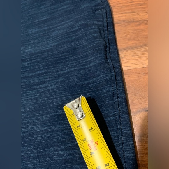 Lululemon T.H.E. Linerless Stripe Core, Blue/Black Short 9” - Men’s SIZE SMALL - Picture 14 of 14